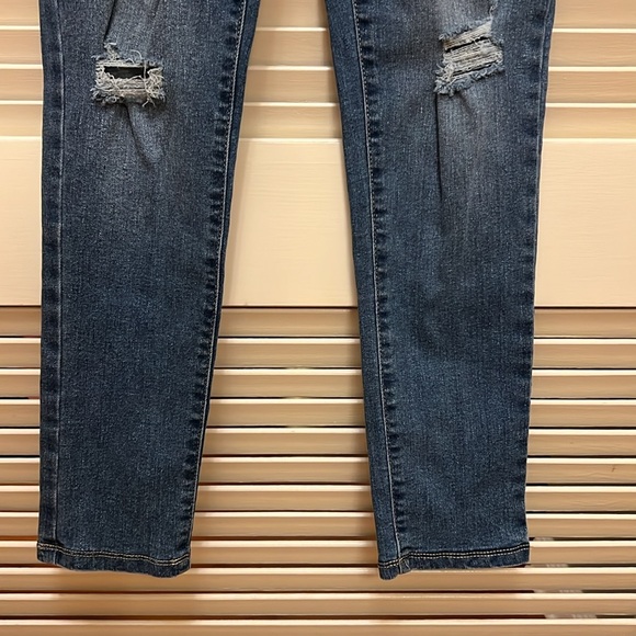 SO Distressed Jeans in Medium Wash, Size 14, EUC - Picture 7 of 11